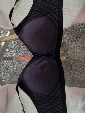 Honeylove Plum and Black Wireless Shaping Bra